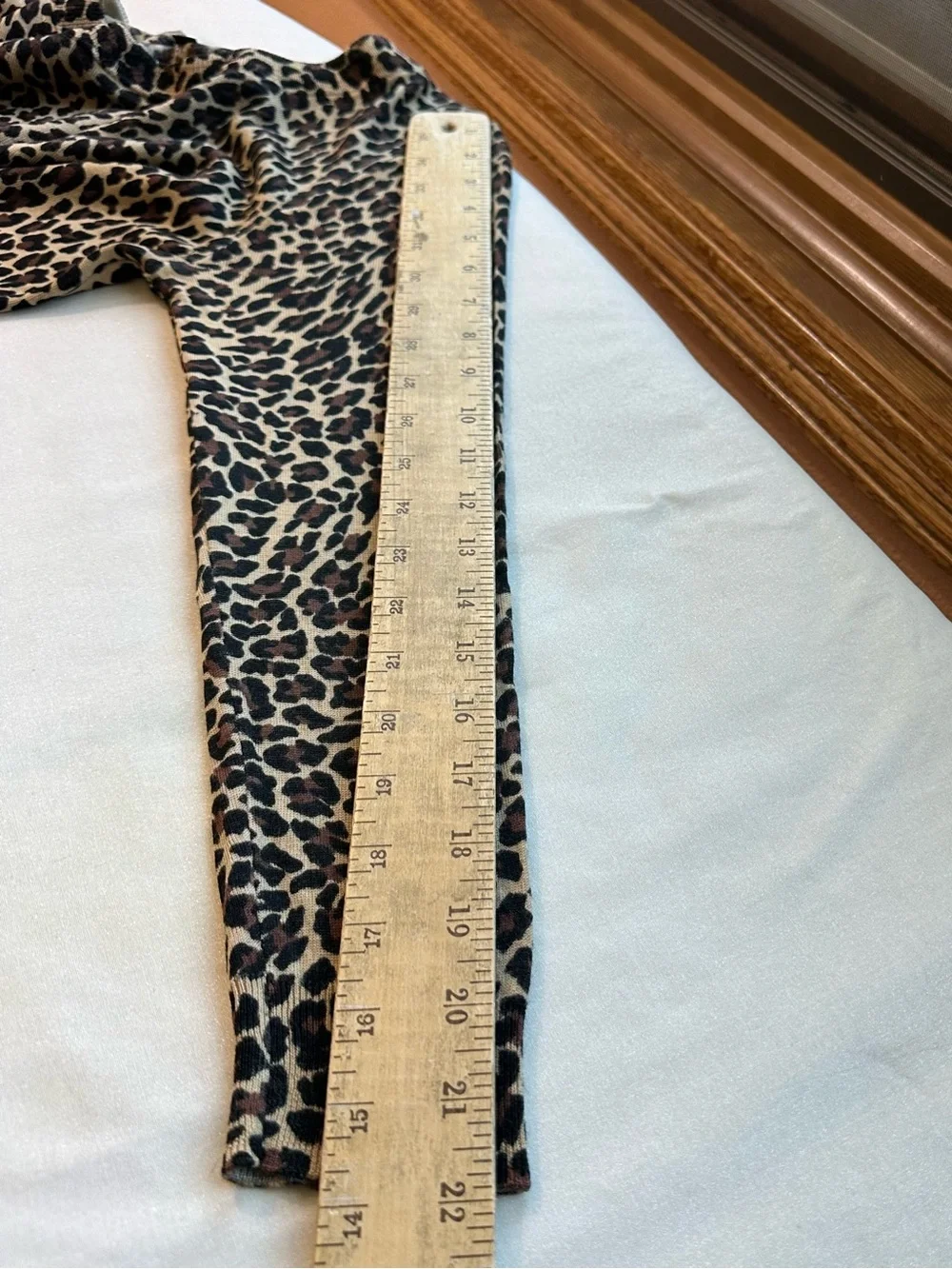 J.Crew Tippi Sweater in Leopard Womens M 100% Merino Wool Style #J6354 Preppy